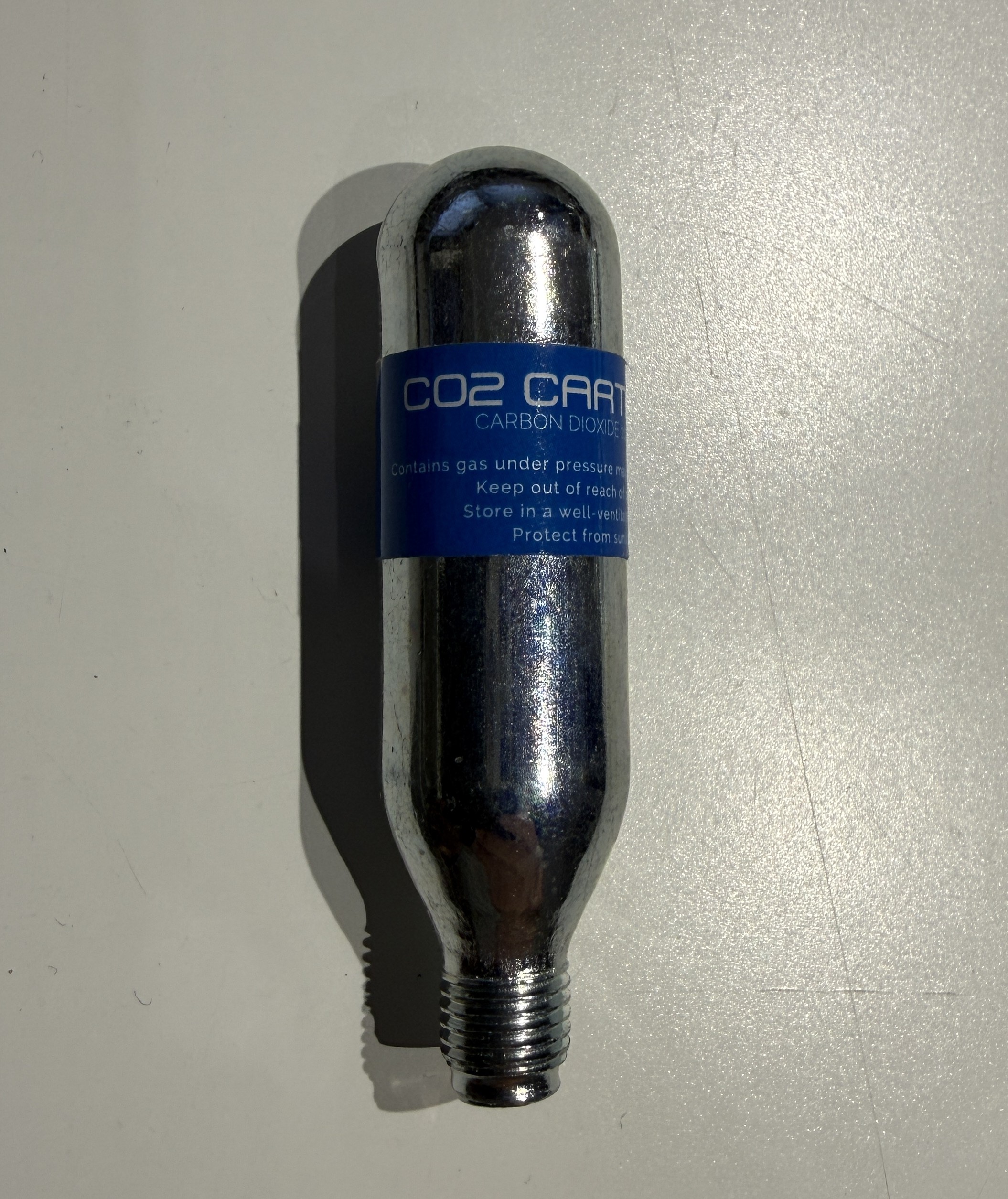 Dronavia CO₂ Cartridge 8g label
