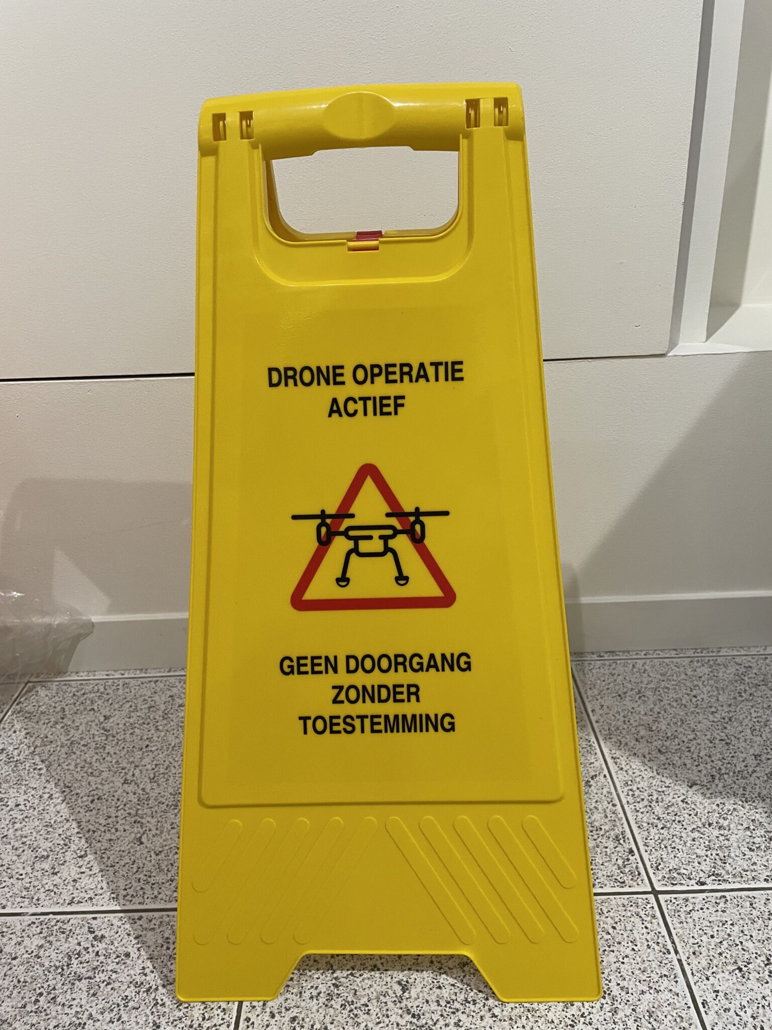 Waarschuwingsbord - Drone operatie NLENG - opvouwbaar
