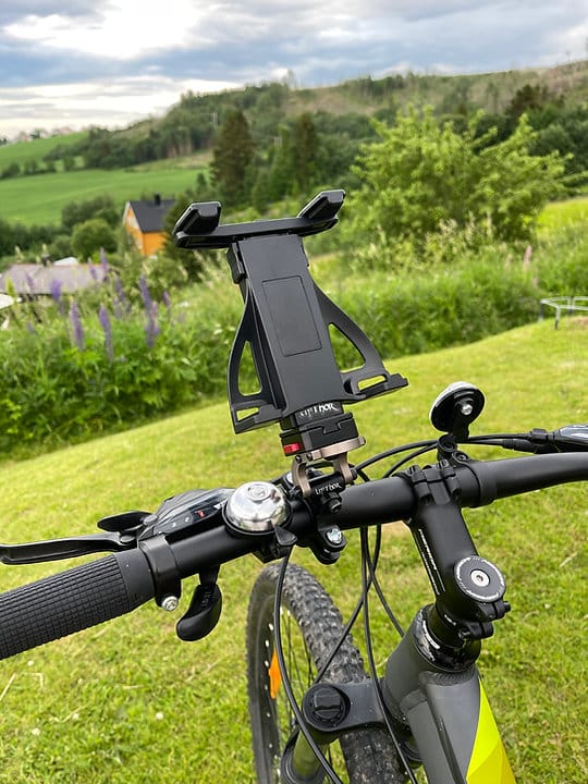 LifThor Bicycle Mount V2 voor je drone Remote controller op de fiets