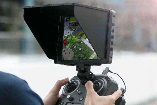 DJI-CrystalSky-Monitor-Hood-785-01